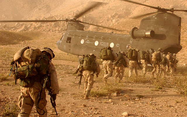 Trump planea enviar ms soldados estadounidenses a Afganistn.