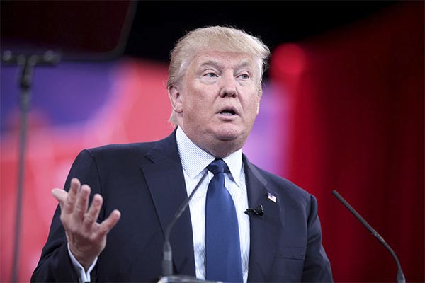 Martnez menciona cmo las "goriladas de Trump" consiguen colarse en titulares de cabeceras internacionales | Gage Skidmore Flickr/CC