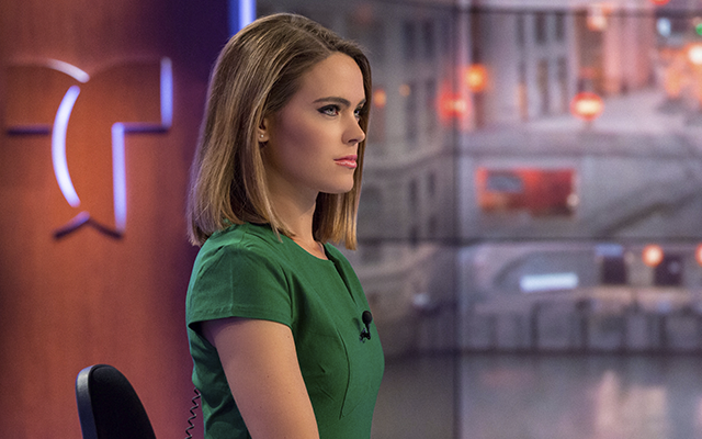 Snchez presenta Noticias Telemundo Medioda.