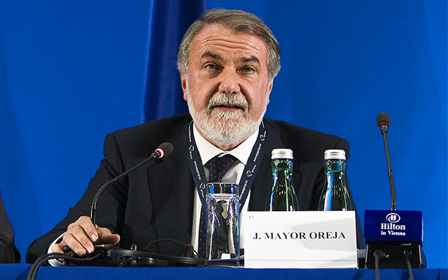 Mayor Oreja habla sobre los ltimos pasos de ETA | Autor: European People